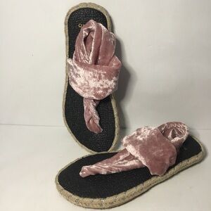 Nalho Women’s Pink Velvet Espadrille Sandals Size 6